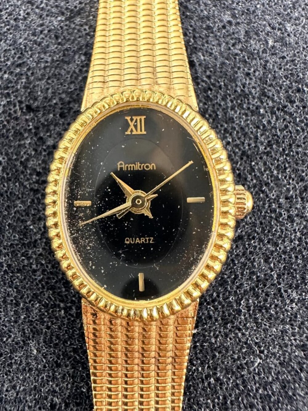 Vintage Armitron Watch Women Gold Tone Black Oval Dial 17MM New Battery 8"
